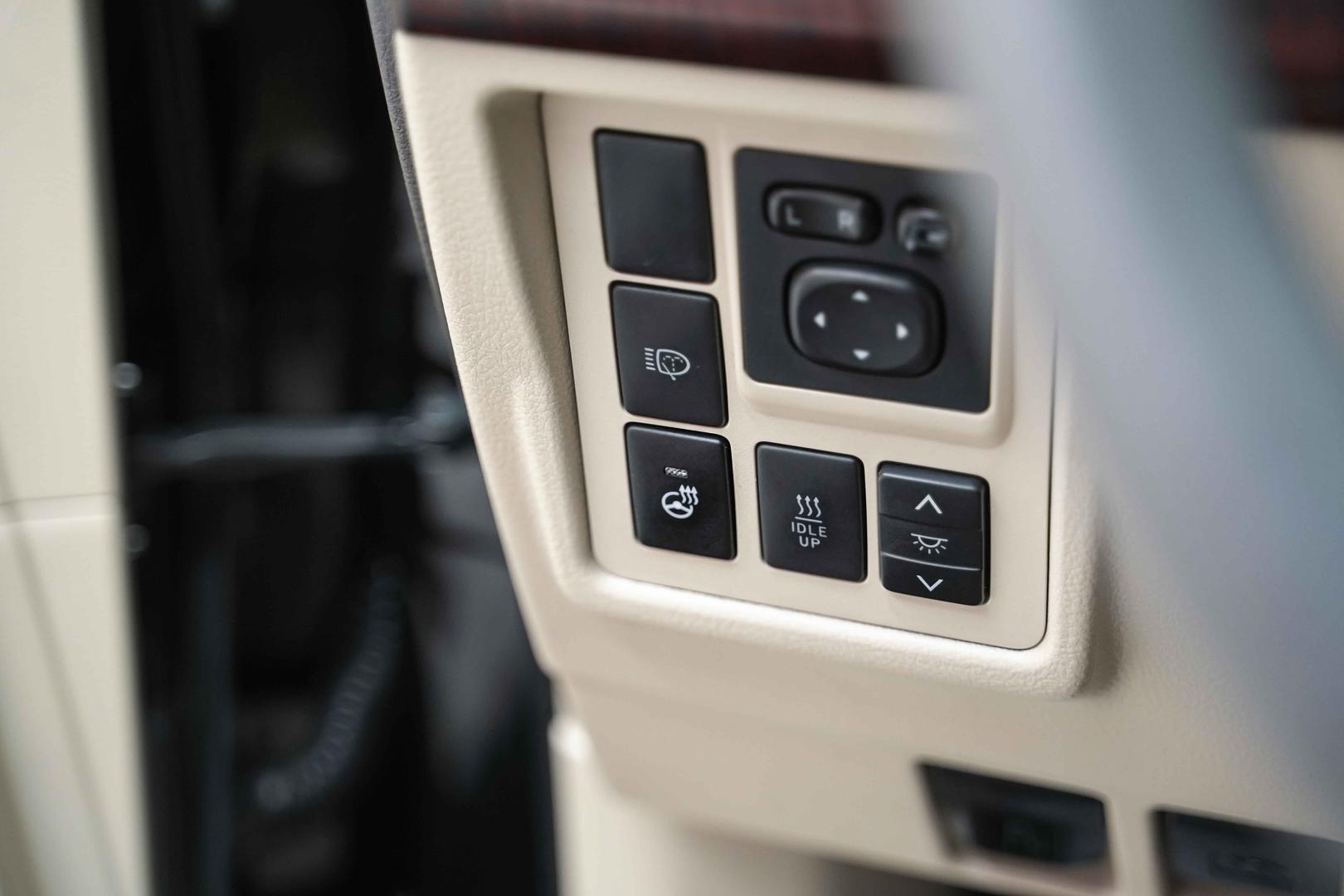 Toyota Land Cruiser Prado 2016, черный, ДЦ Орехово