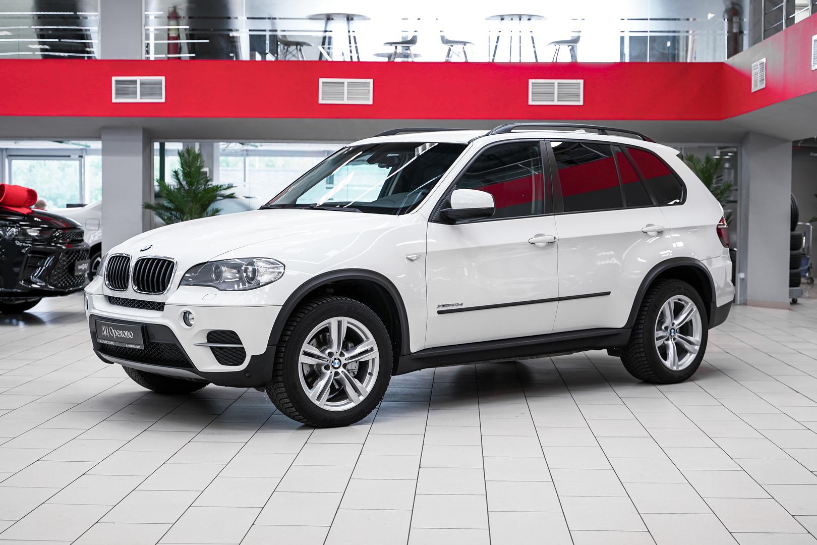 BMW X5 2013, белый, ДЦ Орехово
