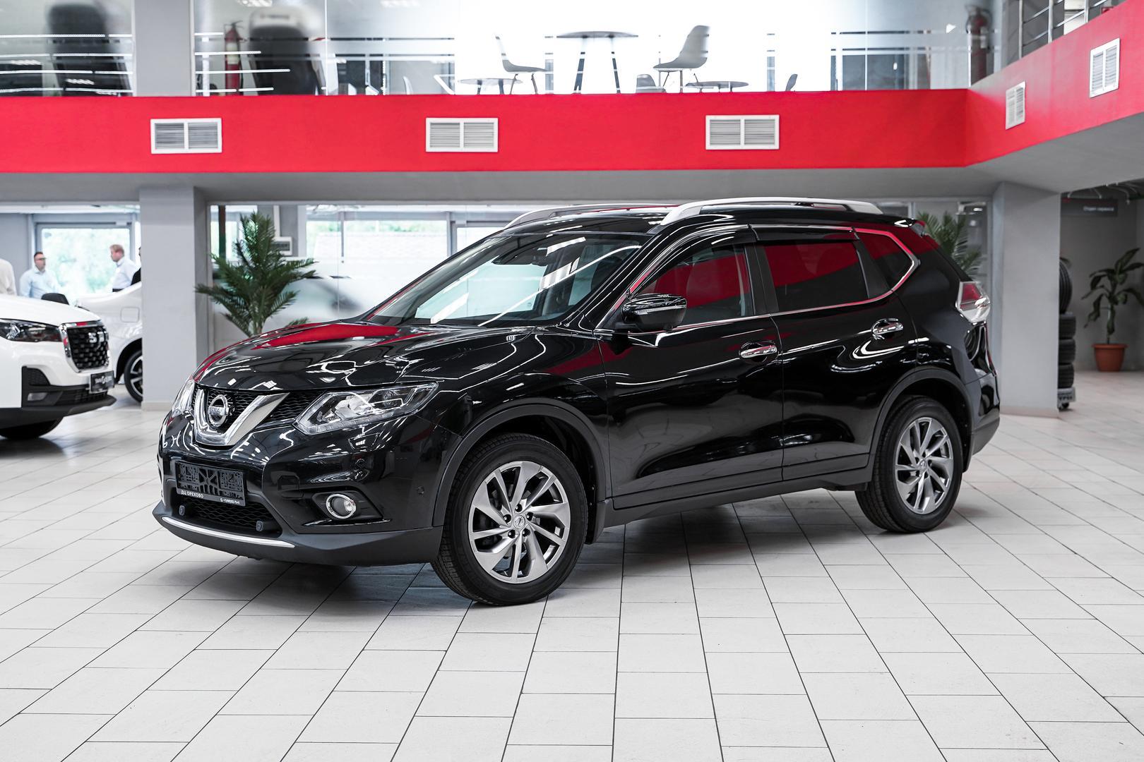 Nissan X-Trail 2017, черный, ДЦ Орехово