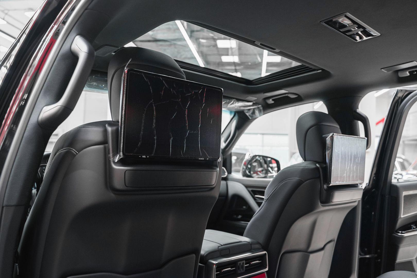 Lexus LX 2024, черный, ДЦ Орехово