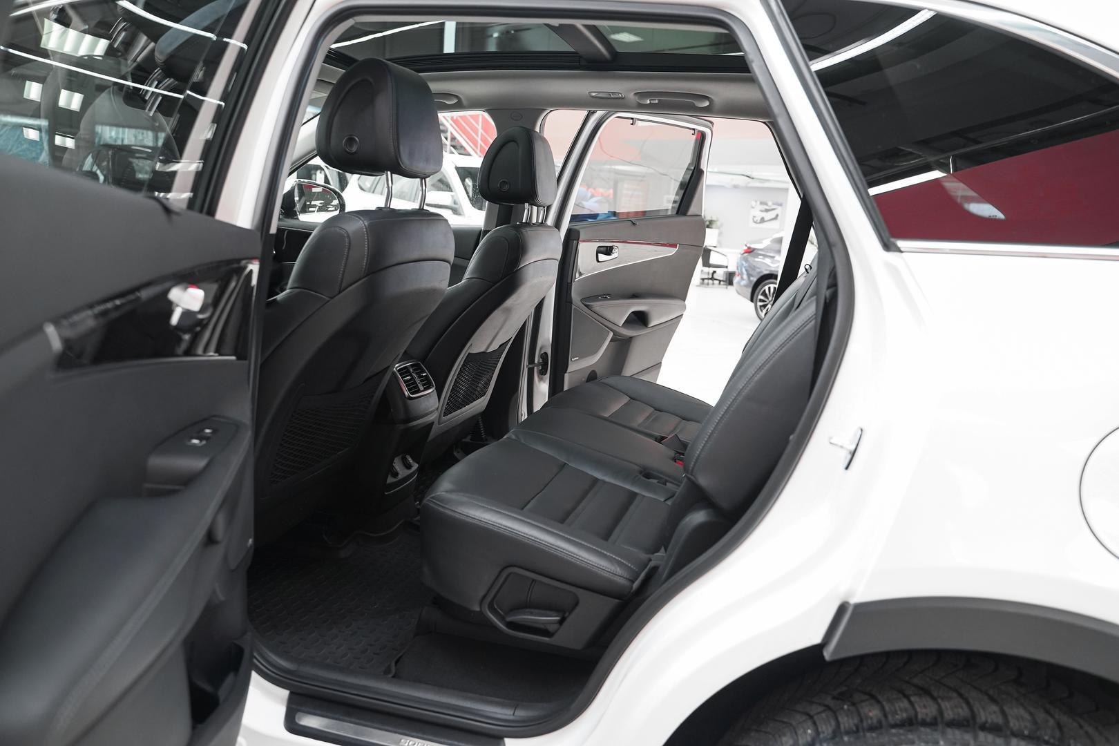 Kia Sorento 2017, белый, ДЦ Орехово
