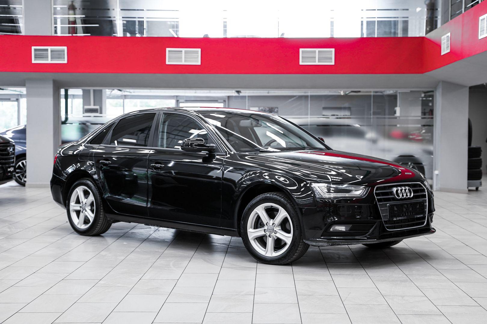 Audi A4 2015, черный, ДЦ Орехово