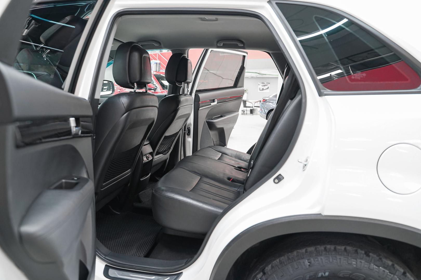 Kia Sorento 2013, белый, ДЦ Орехово