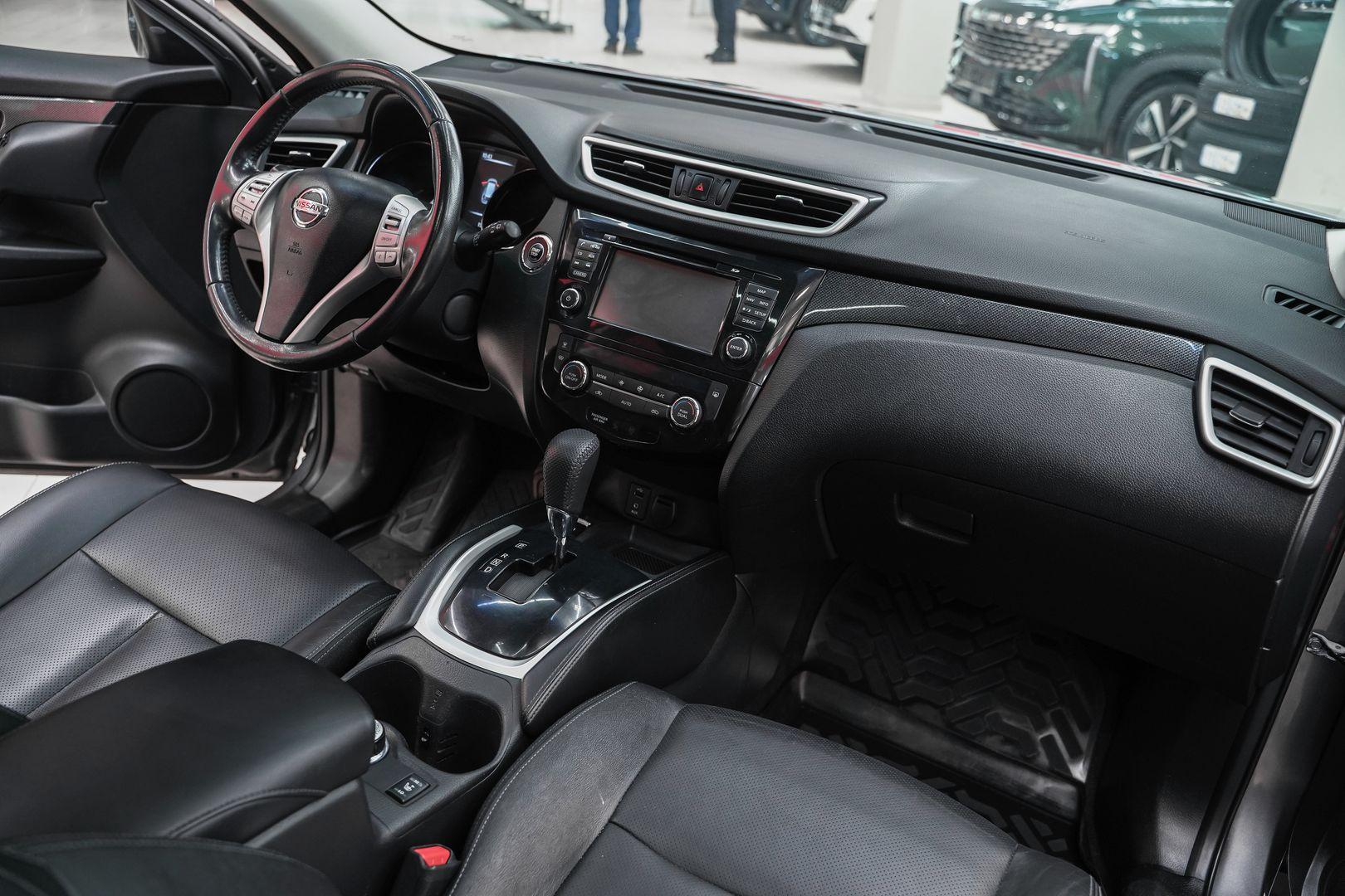 Nissan X-Trail 2016, серый, ДЦ Орехово