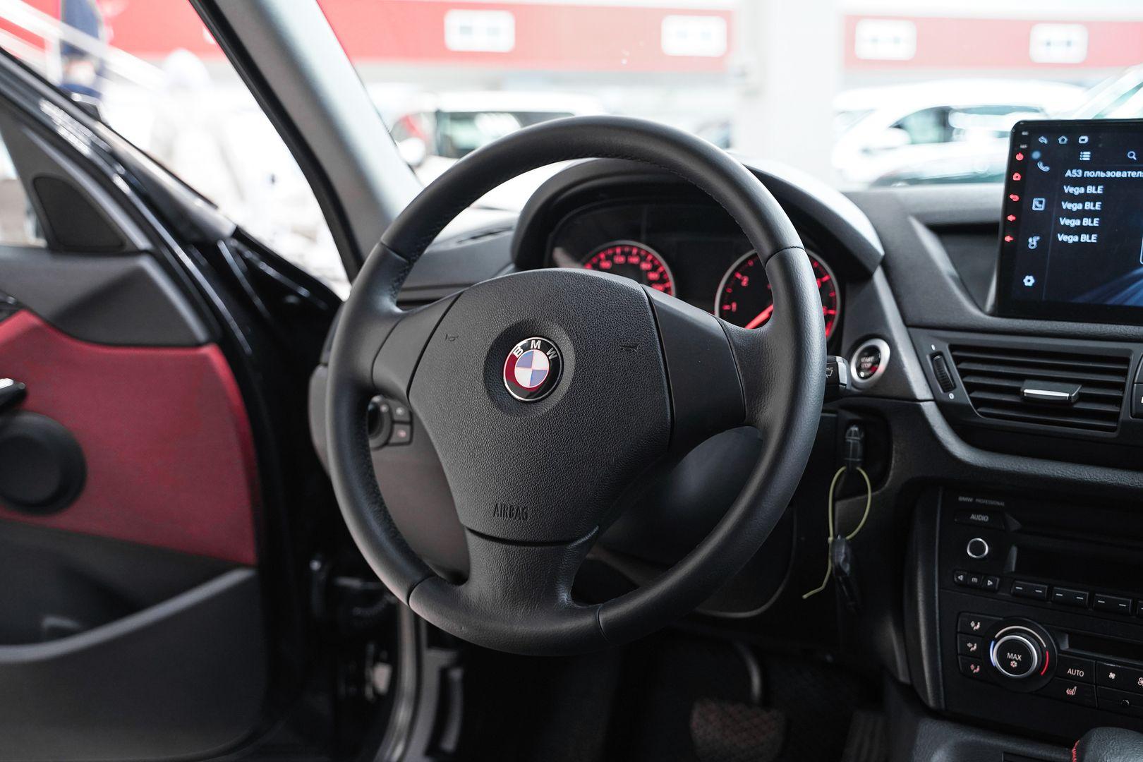 BMW X1 2012, черный, ДЦ Орехово