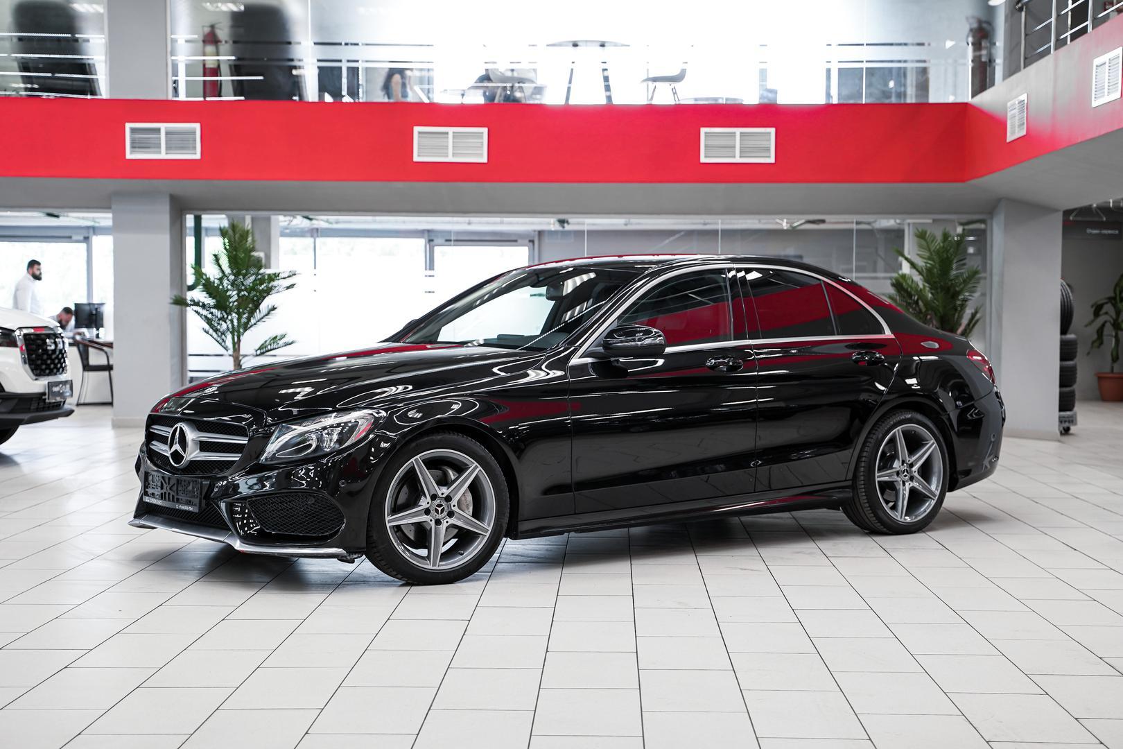 Mercedes-Benz C-Класс 2017, черный, ДЦ Орехово
