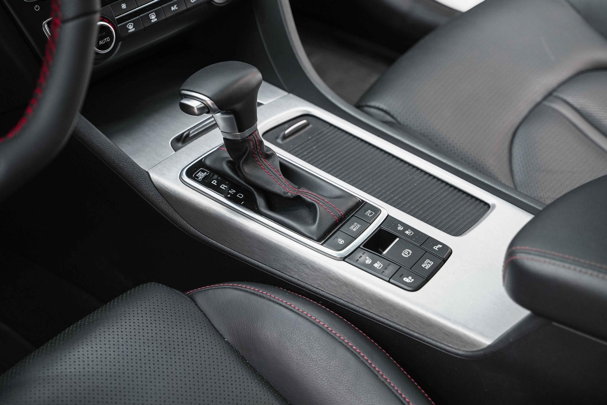 Kia Optima 2016, черный, ДЦ Орехово