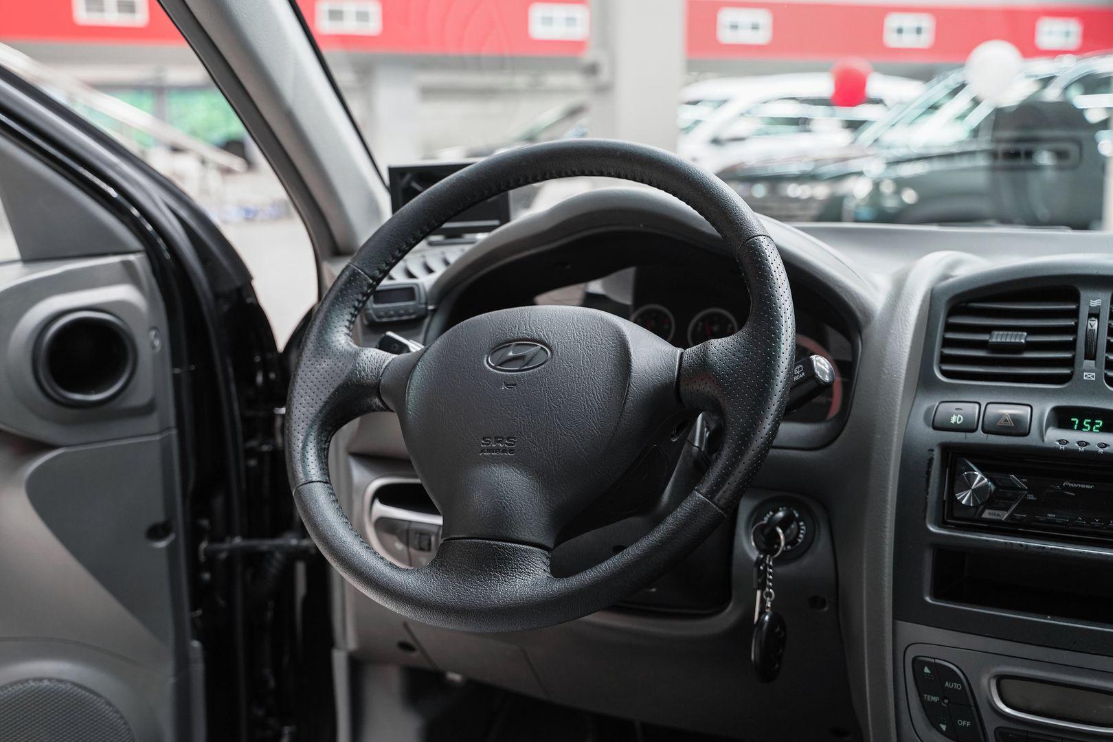 Hyundai Santa Fe 2005, черный, ДЦ Орехово