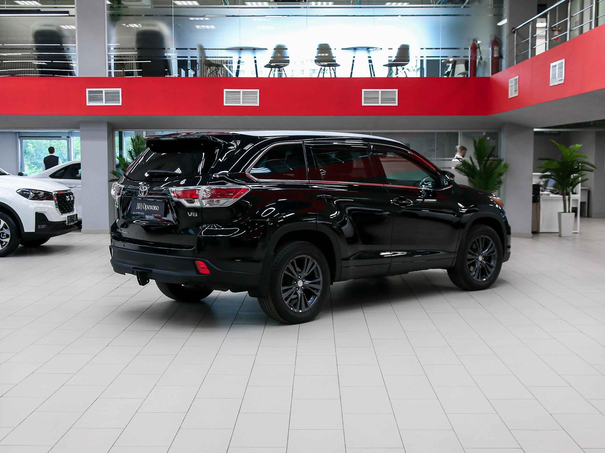 Toyota Highlander 2014, черный, ДЦ Орехово