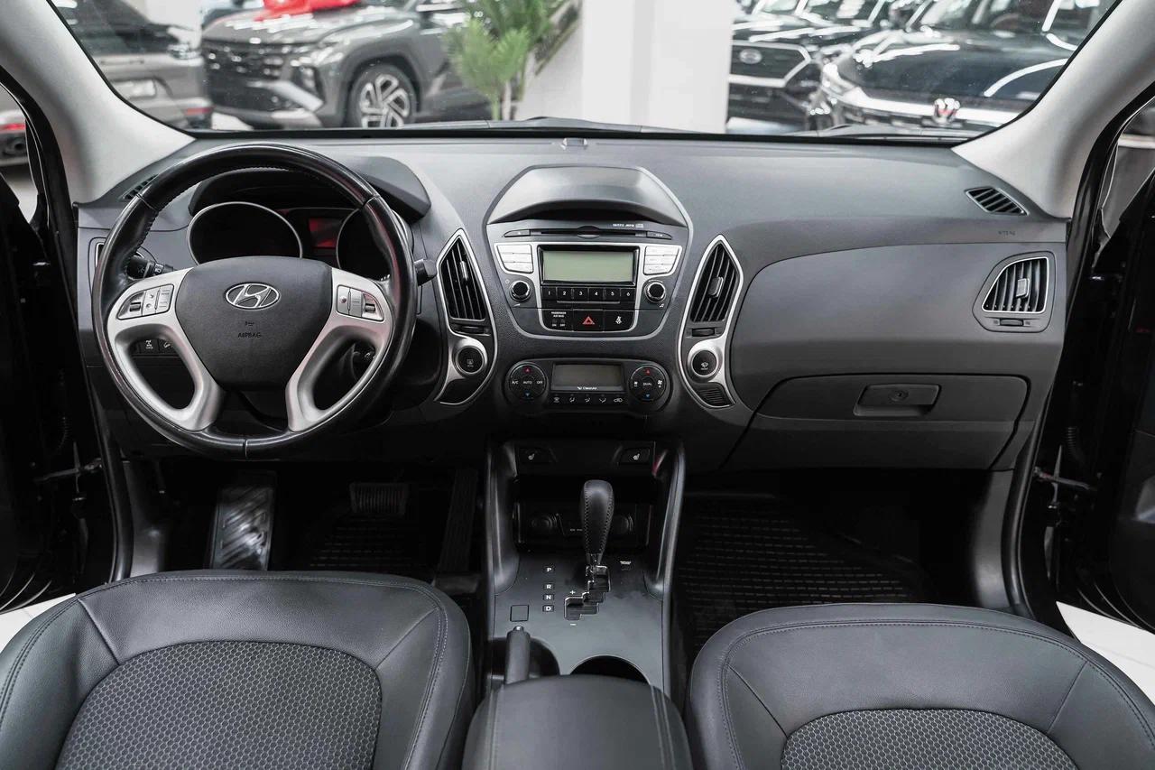 Hyundai ix35 2012, черный, ДЦ Орехово