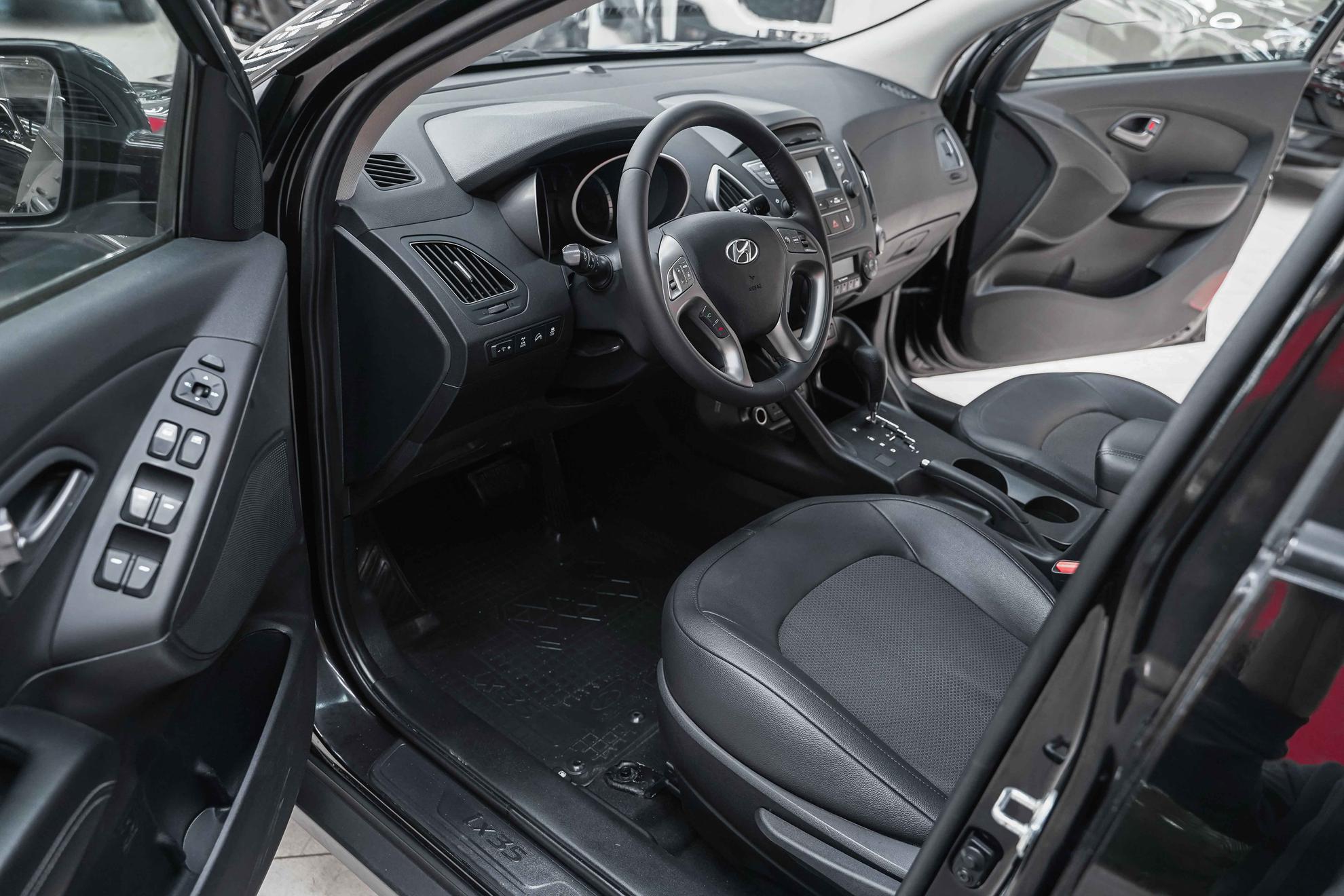 Hyundai ix35 2014, черный, ДЦ Орехово