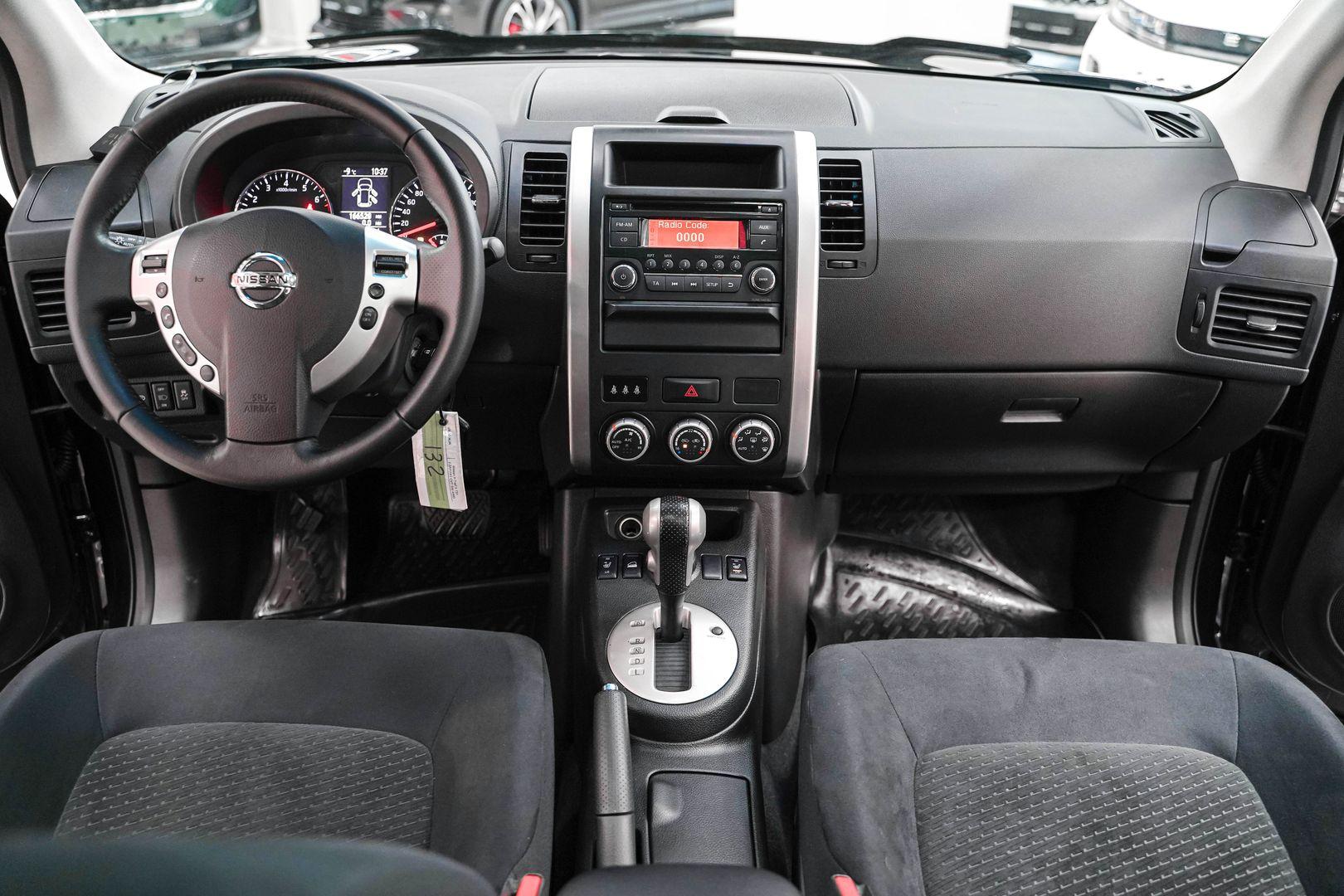 Nissan X-Trail 2013, черный, ДЦ Орехово