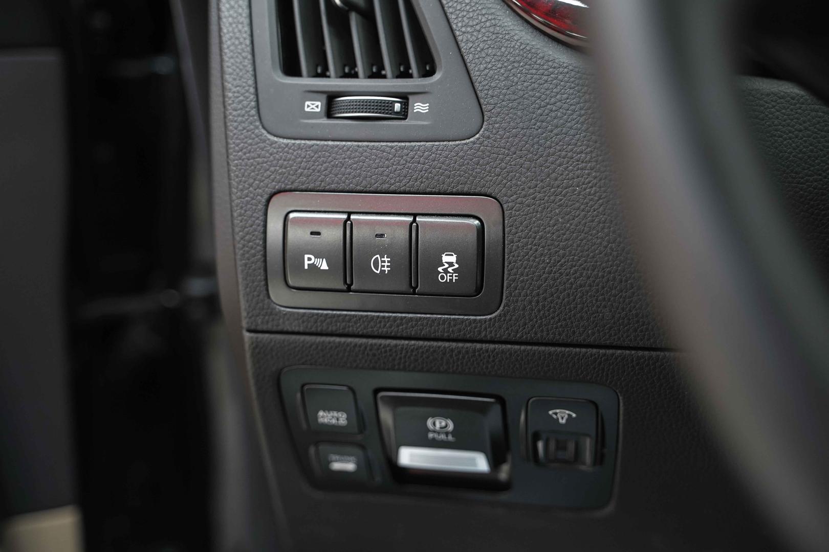 Hyundai Equus 2012, черный, ДЦ Орехово