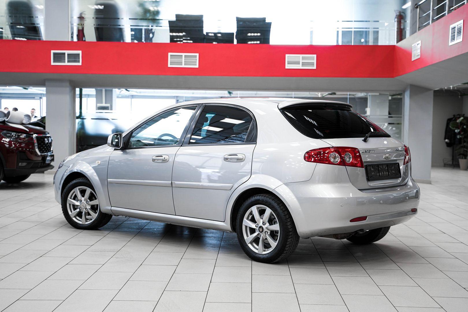 Chevrolet Lacetti 2012, серебряный, ДЦ Орехово