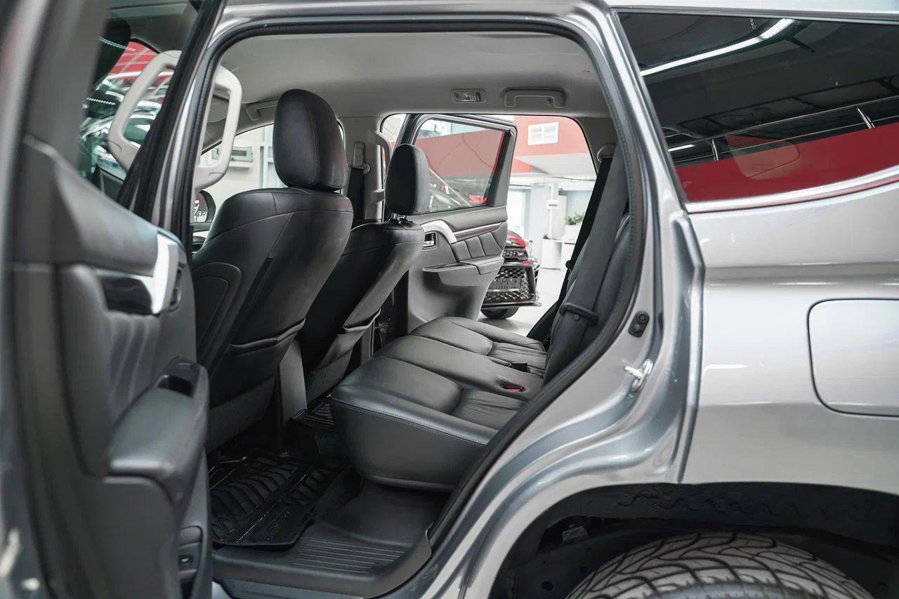 Mitsubishi Pajero Sport 2016, серый, ДЦ Орехово