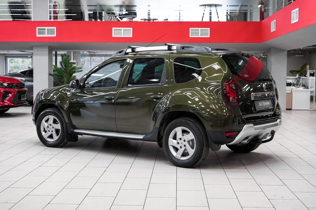 Renault Duster 2015, зеленый, ДЦ Орехово