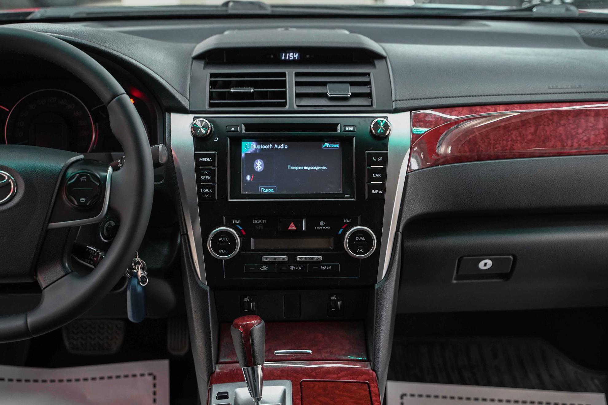 Toyota Camry 2013, черный, ДЦ Орехово