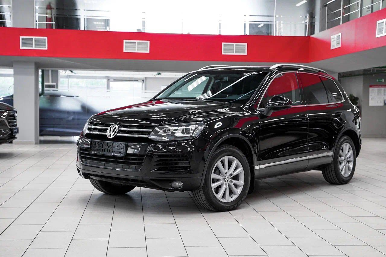 Volkswagen Touareg 2011, черный, ДЦ Орехово