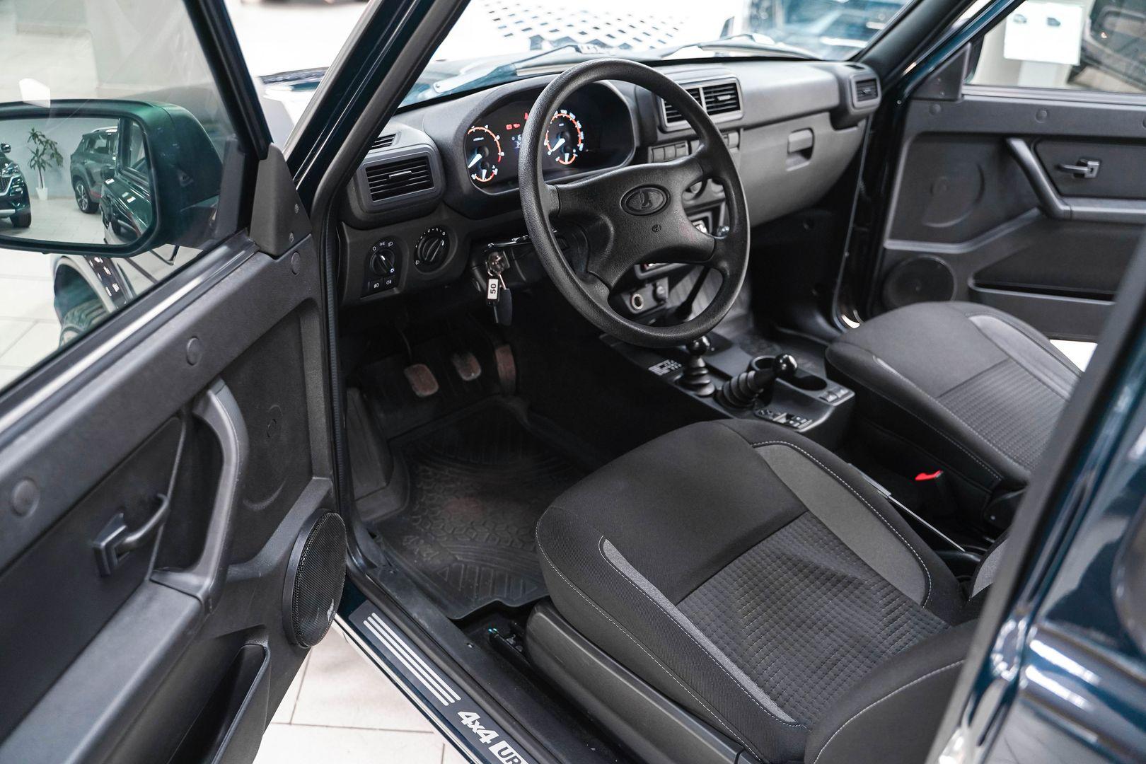 LADA (ВАЗ) Niva Legend 2023, зеленый, ДЦ Орехово