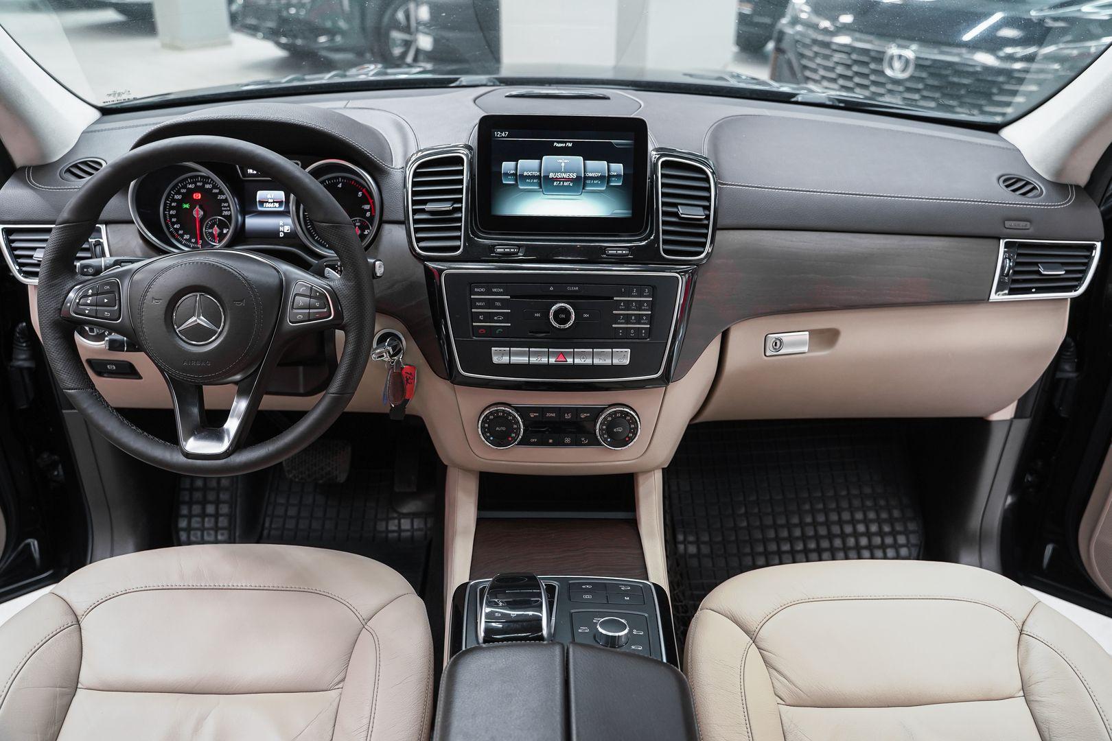 Mercedes-Benz GLS 2016, черный, ДЦ Орехово