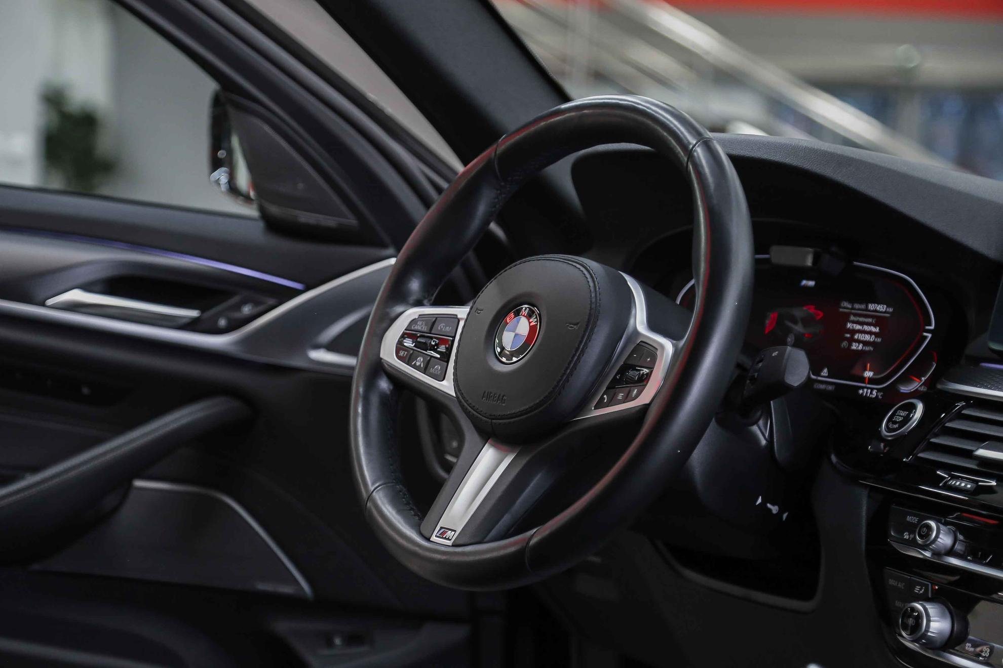 BMW 5 серии 2020, черный, ДЦ Орехово