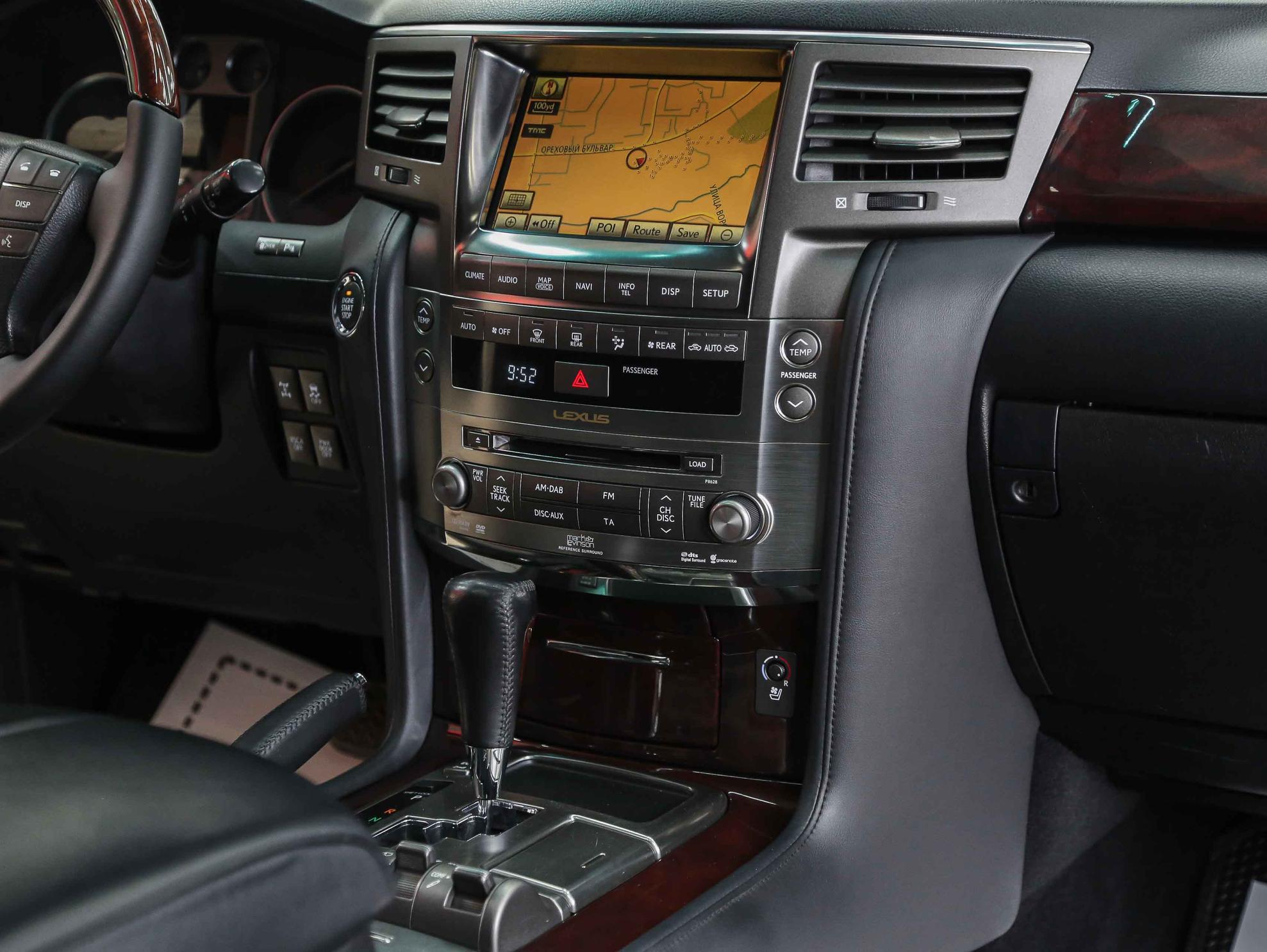 Lexus LX 2011, черный, ДЦ Орехово