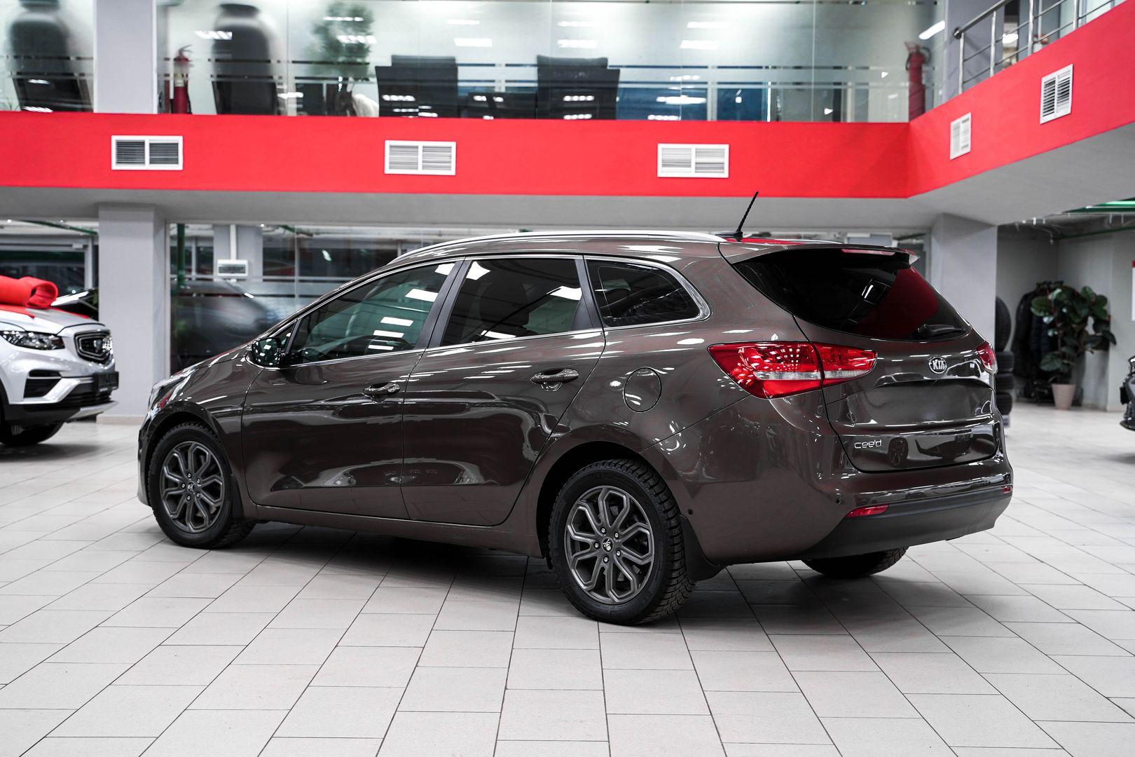Kia Ceed 2016, коричневый, ДЦ Орехово