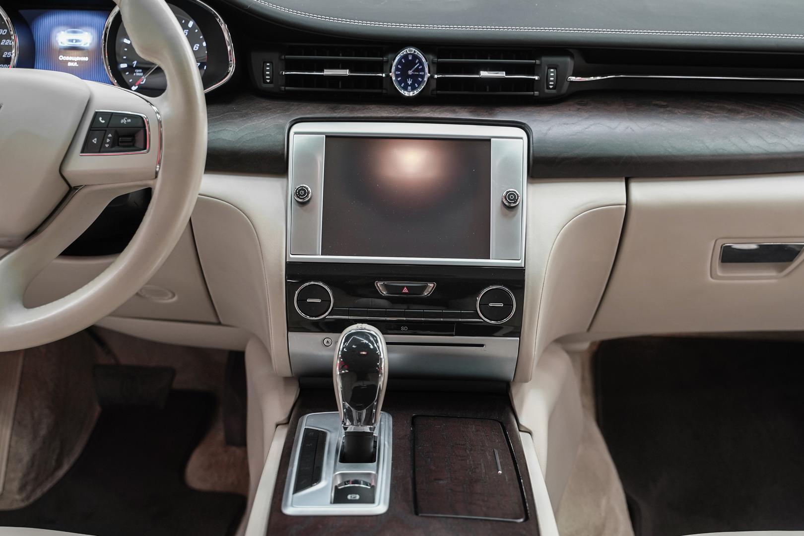 Maserati Quattroporte 2015, пурпурный, ДЦ Орехово