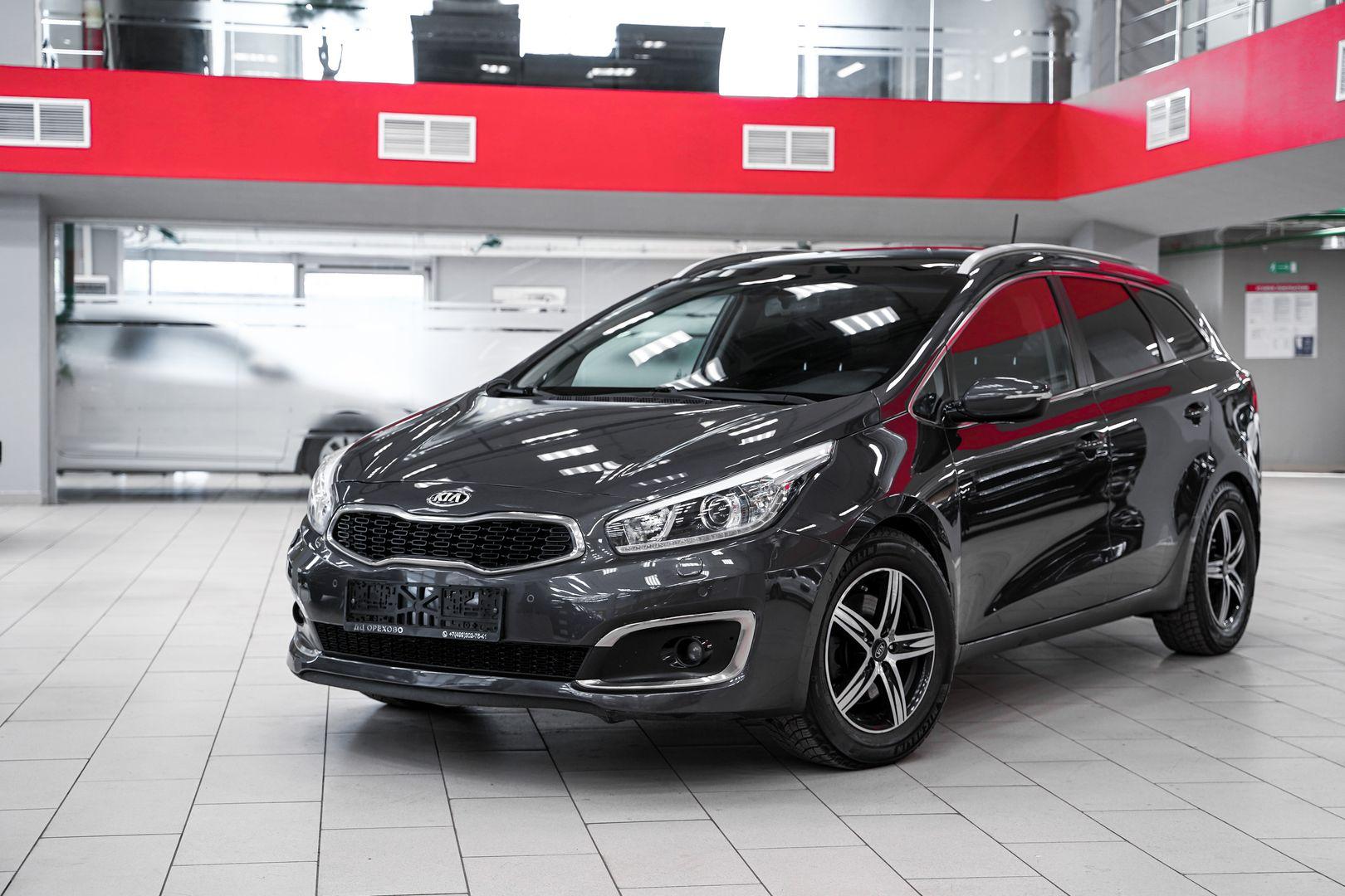 Kia Ceed 2015, серый, ДЦ Орехово