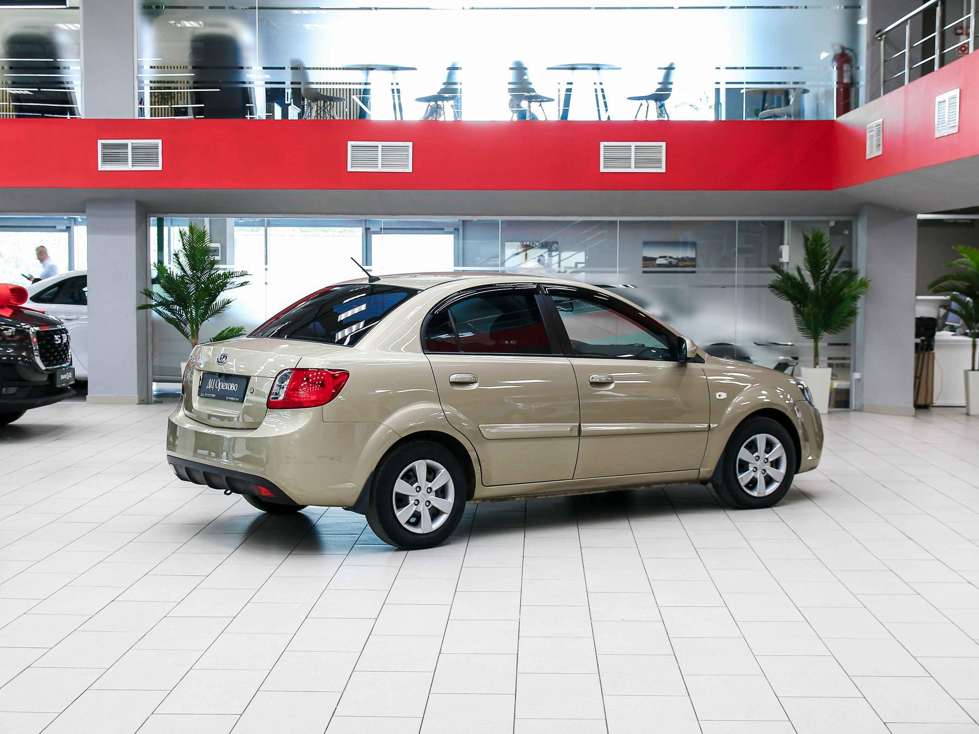 Kia Rio 2011, бежевый, ДЦ Орехово