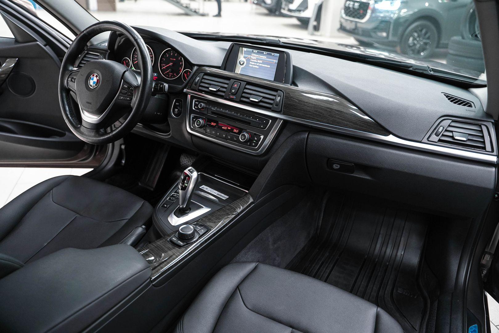 BMW 3 серии 2012, коричневый, ДЦ Орехово