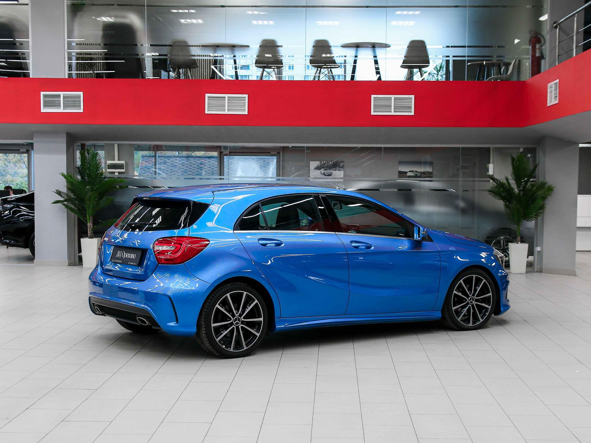 Mercedes-Benz A-Класс 2013, голубой, ДЦ Орехово