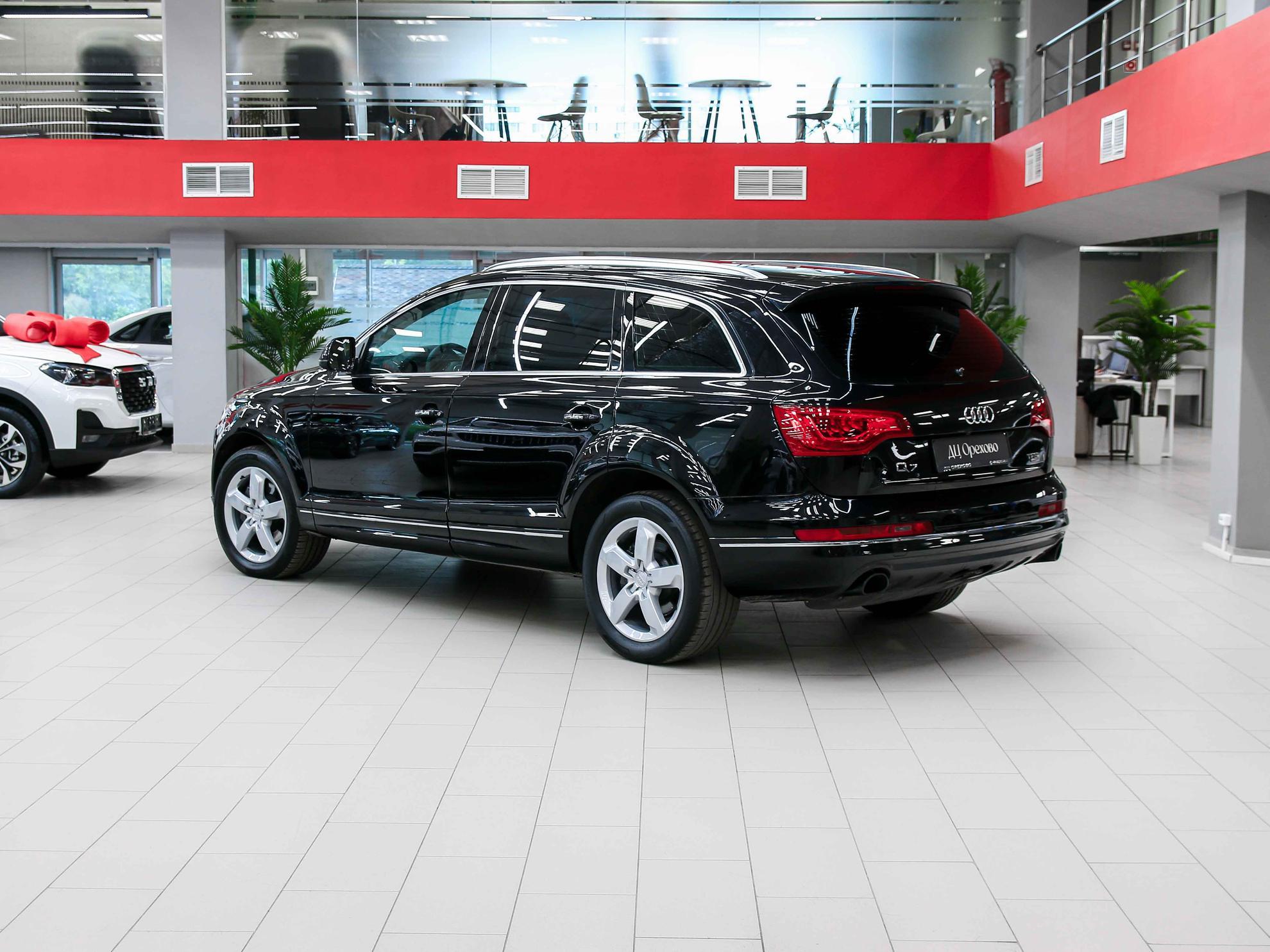 Audi Q7 2013, черный, ДЦ Орехово