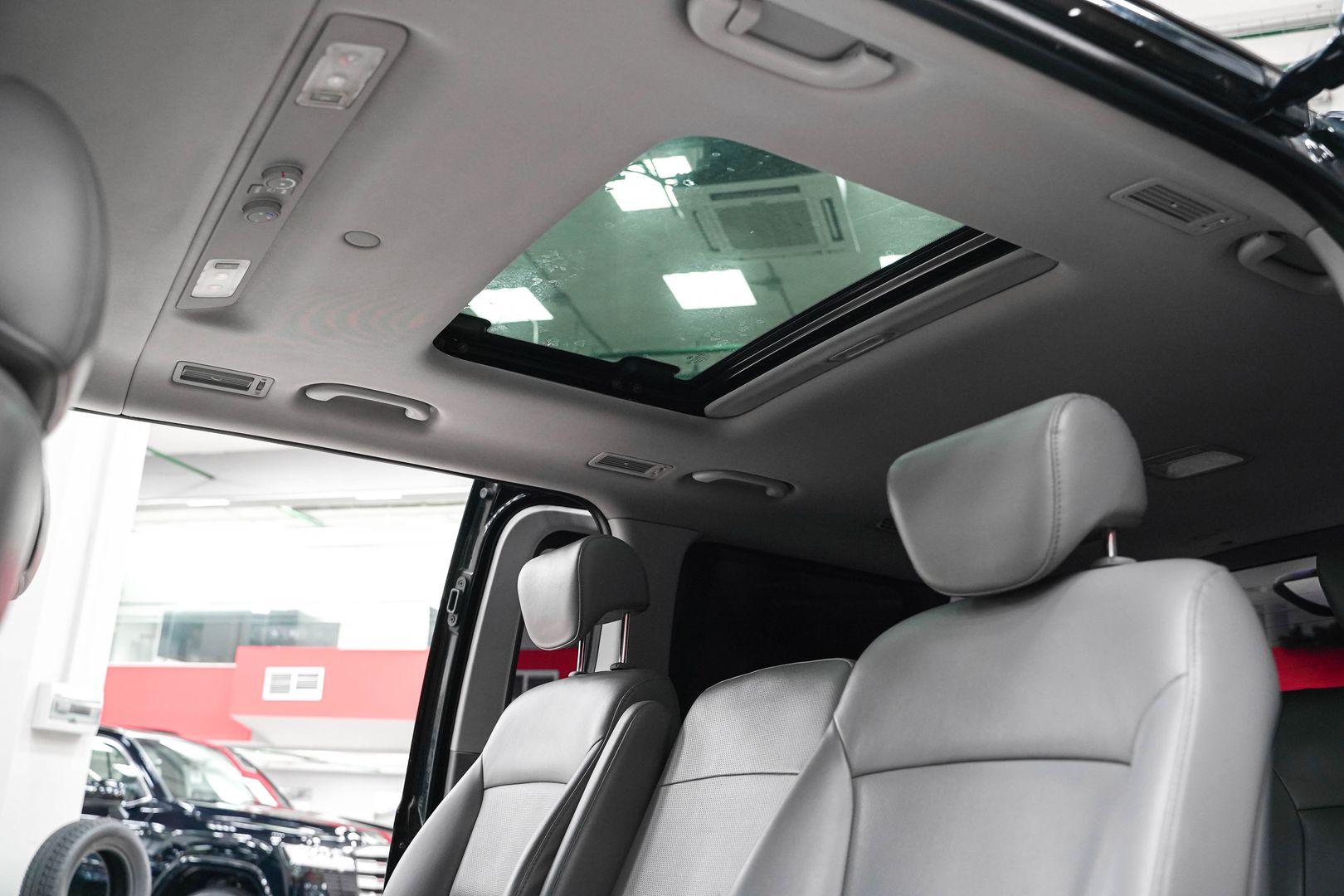 Hyundai Grand Starex 2012, черный, ДЦ Орехово