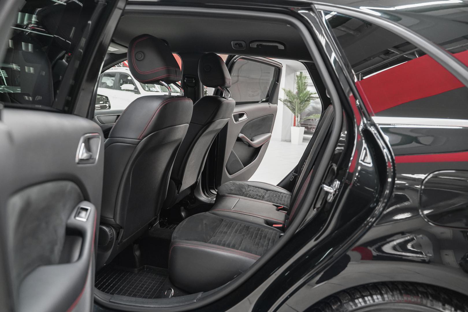 Mercedes-Benz B-Класс 2018, черный, ДЦ Орехово