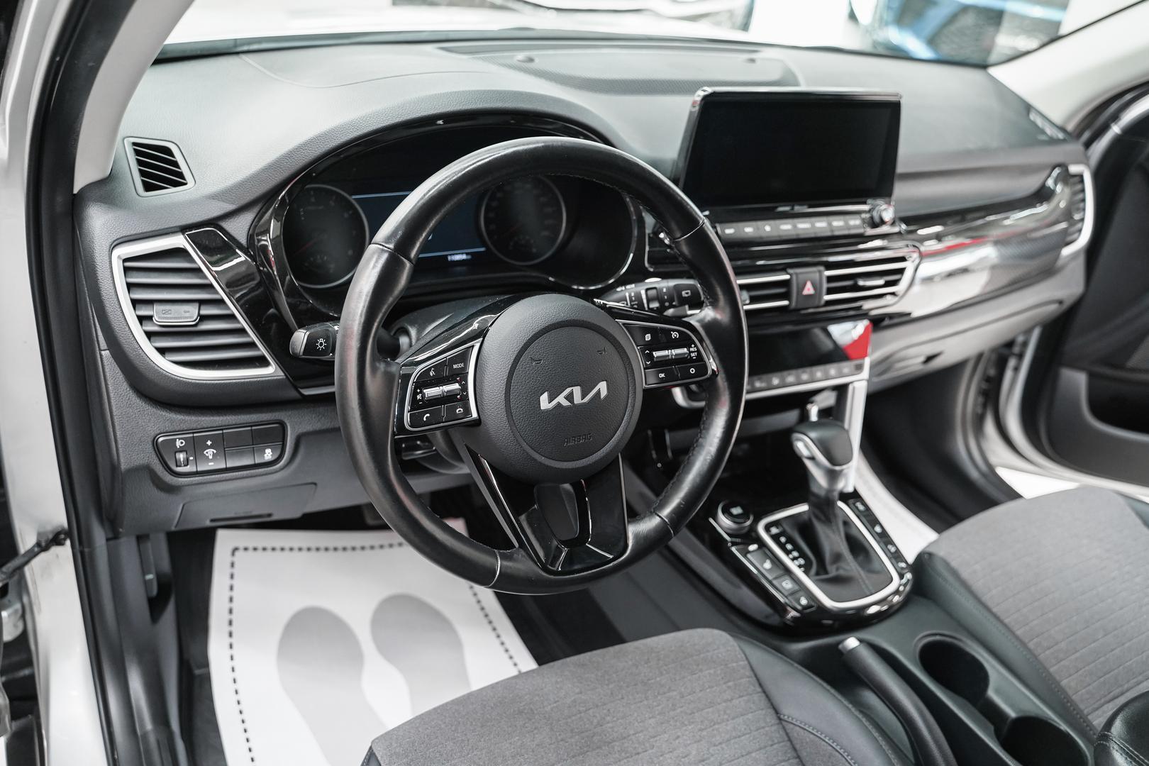 Kia Seltos 2022, серебряный, ДЦ Орехово