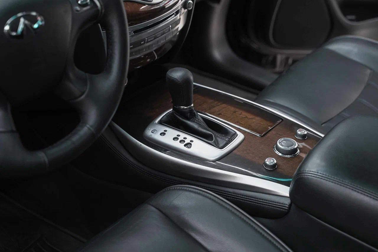 Infiniti QX60 2015, черный, ДЦ Орехово