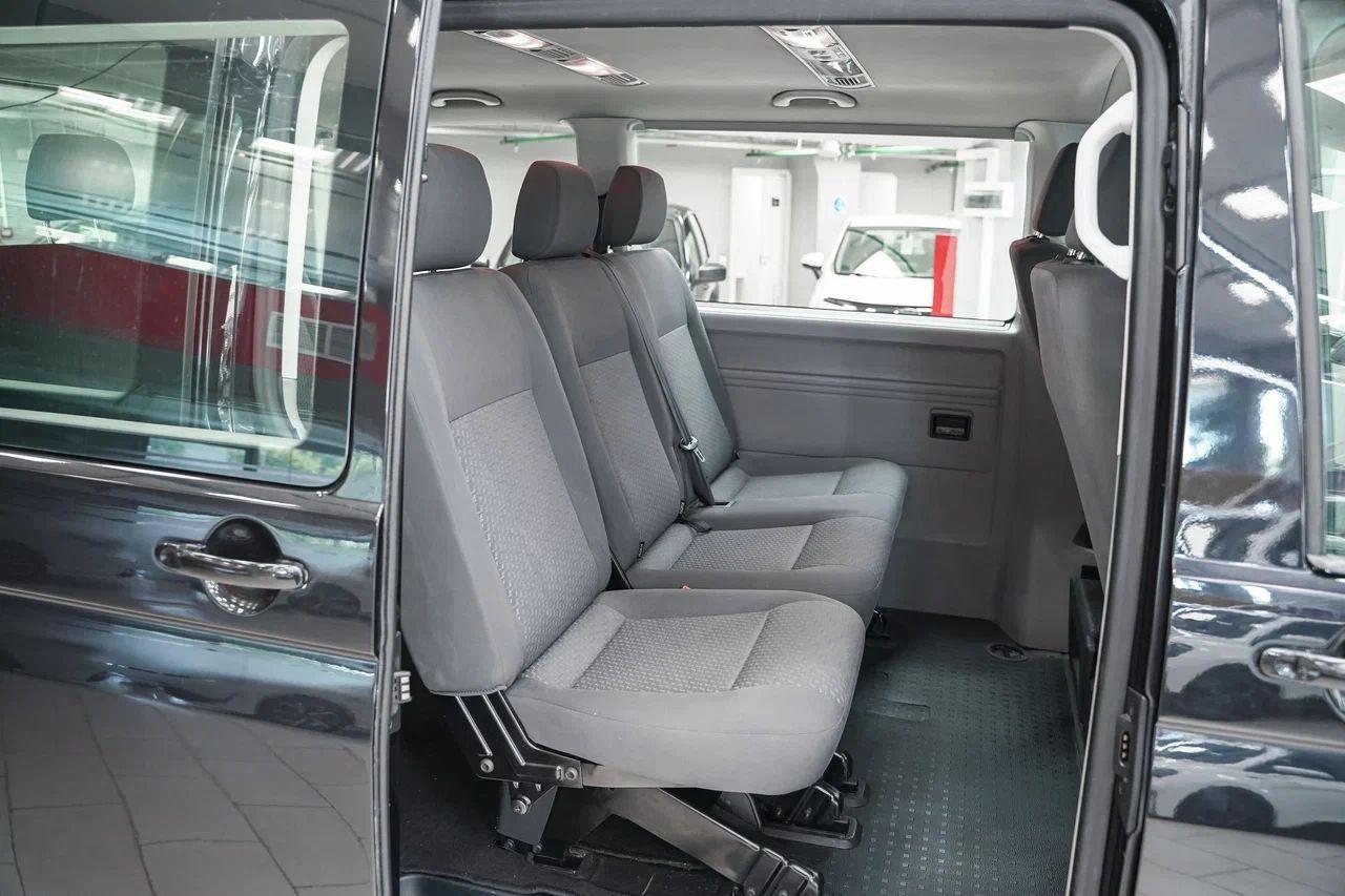 Volkswagen Caravelle 2013, черный, ДЦ Орехово