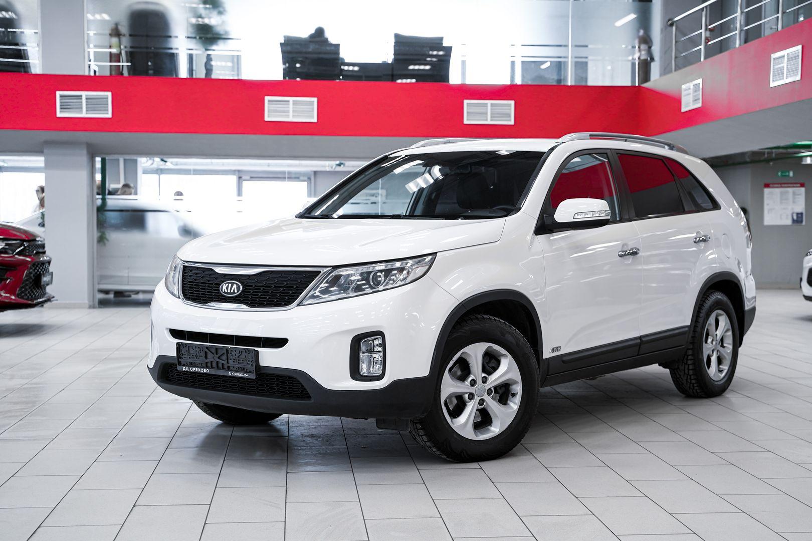 Kia Sorento 2013, белый, ДЦ Орехово