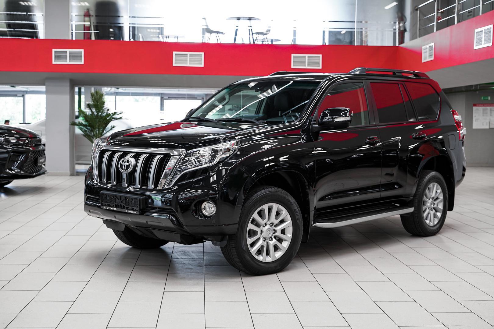 Toyota Land Cruiser Prado 2014, черный, ДЦ Орехово