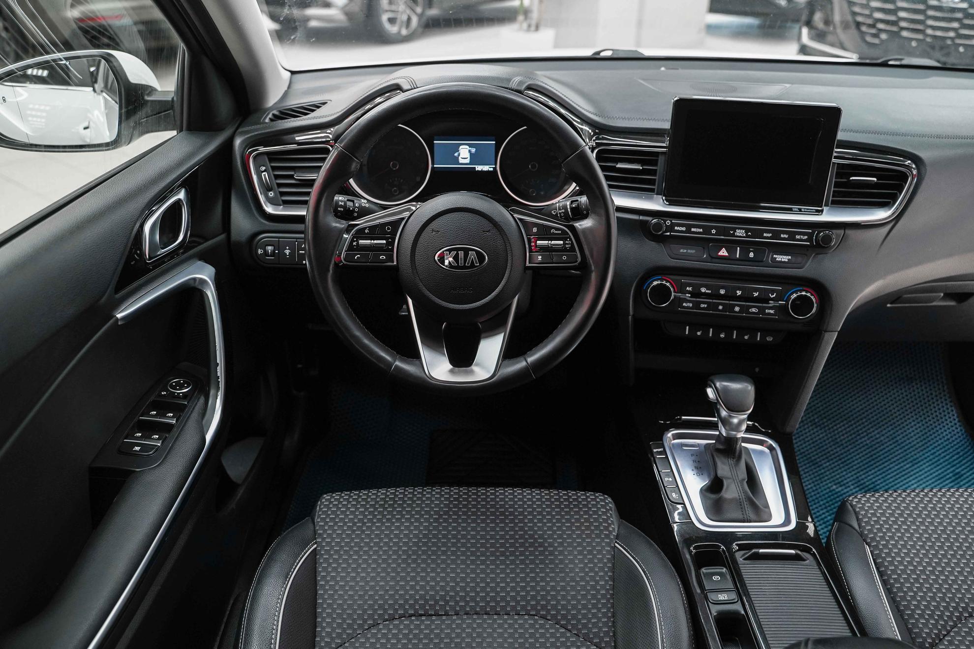 Kia Ceed 2019, белый, ДЦ Орехово