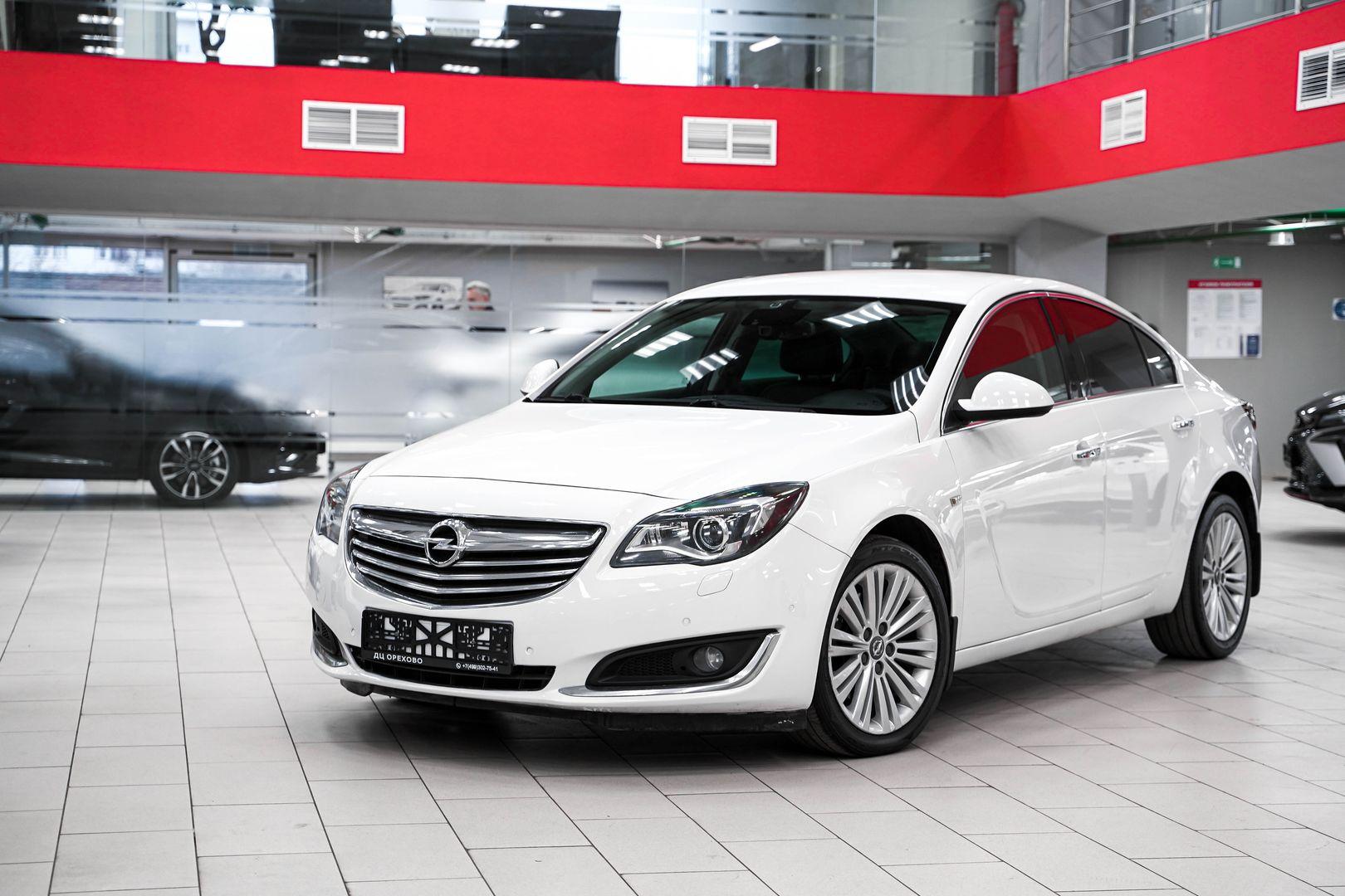 Opel Insignia 2014, белый, ДЦ Орехово