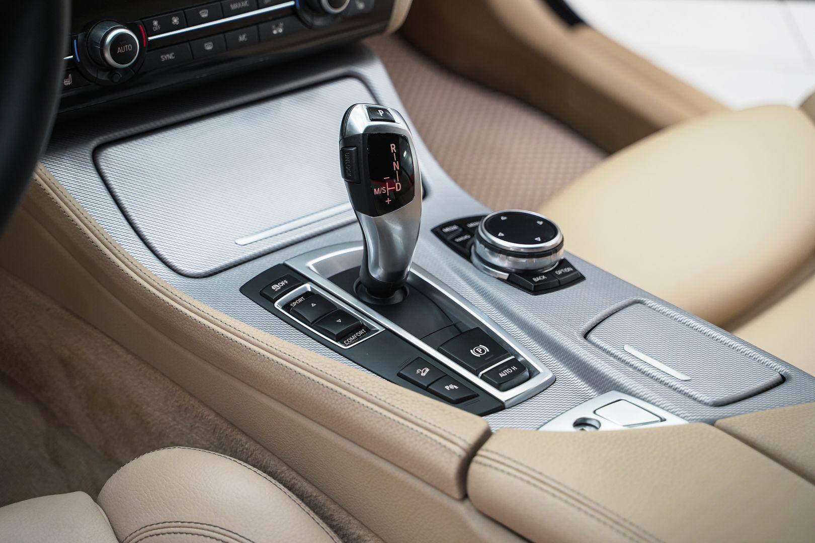 BMW 5 серии 2014, черный, ДЦ Орехово