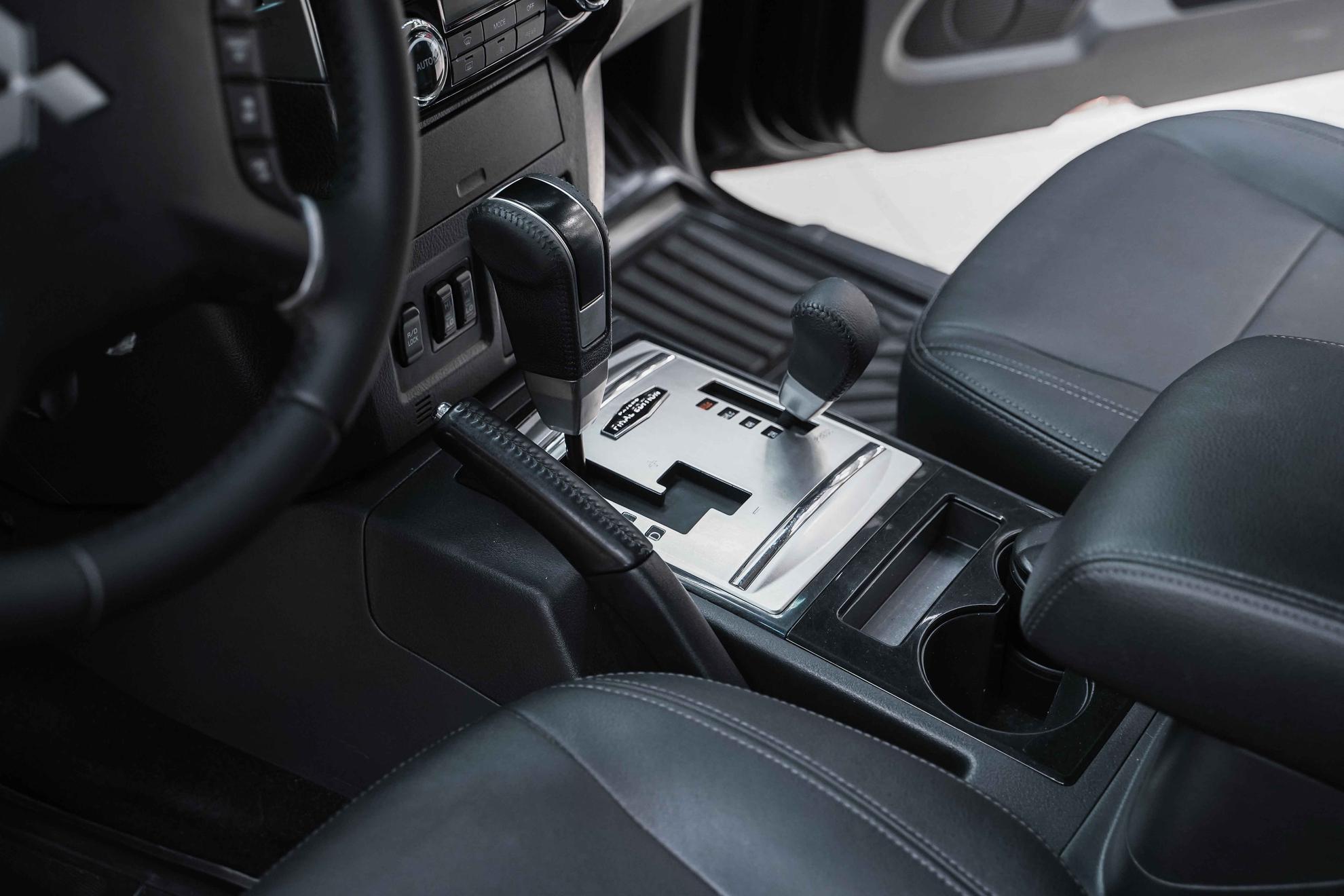 Mitsubishi Pajero 2018, черный, ДЦ Орехово