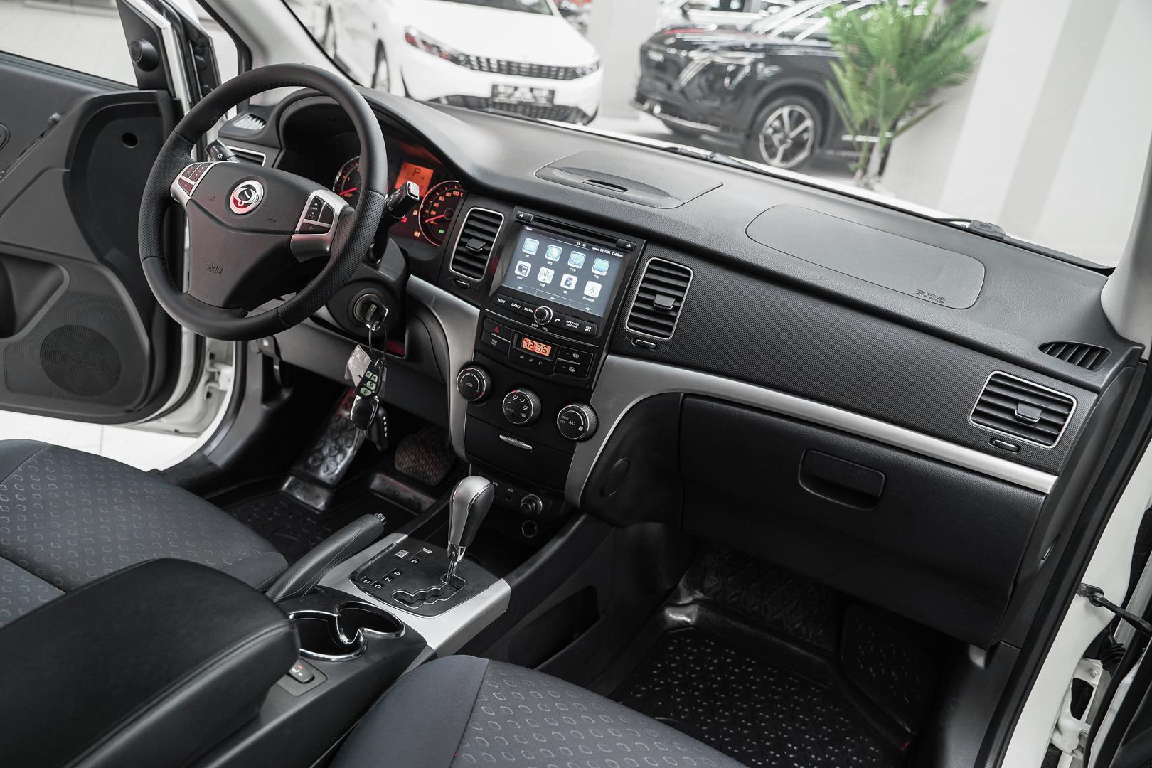 SsangYong Actyon 2011, белый, ДЦ Орехово