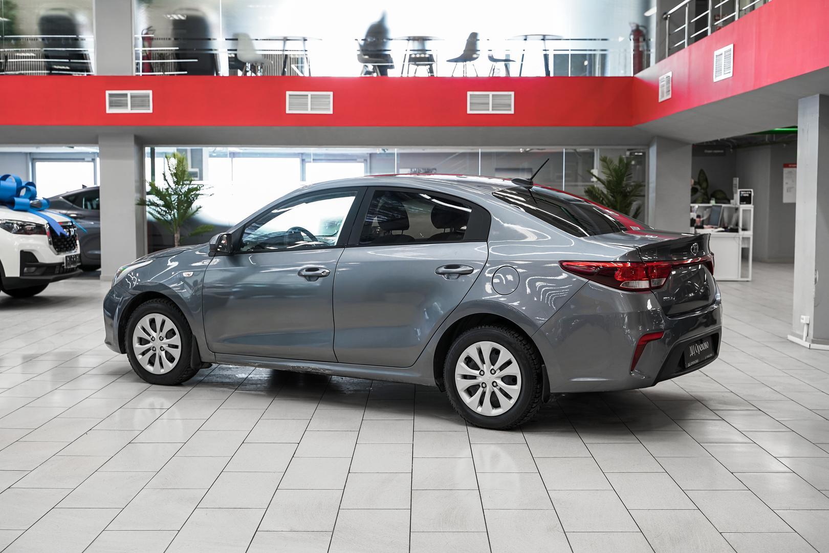Kia Rio 2018, серый, ДЦ Орехово