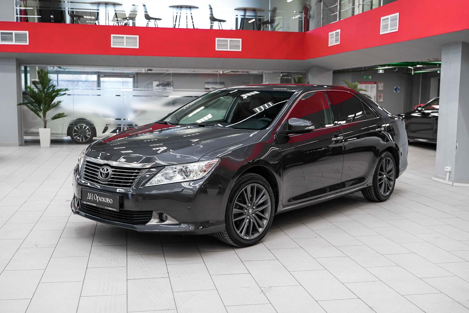 Toyota Camry 2014, серый, ДЦ Орехово