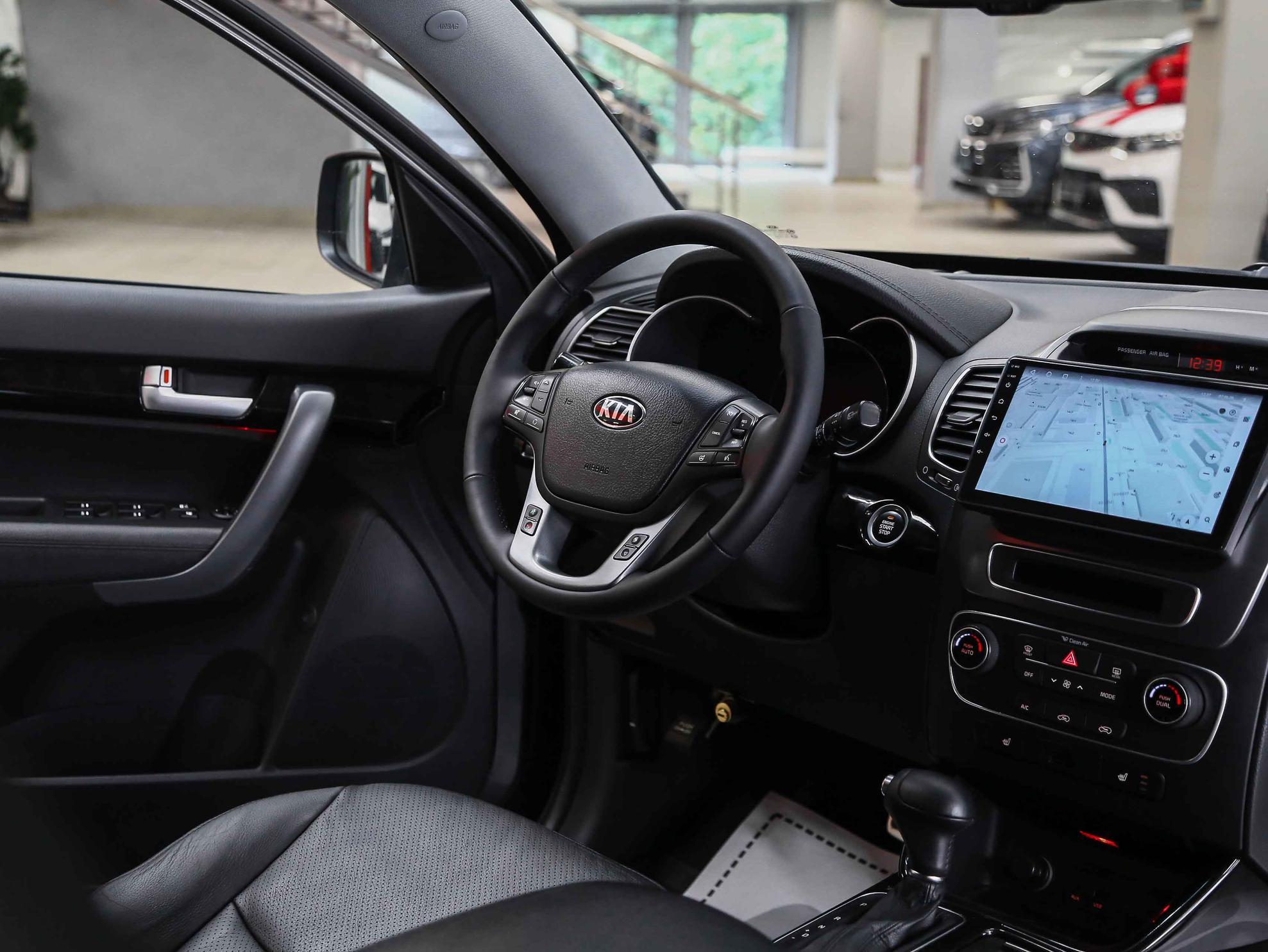 Kia Sorento 2014, серый, ДЦ Орехово
