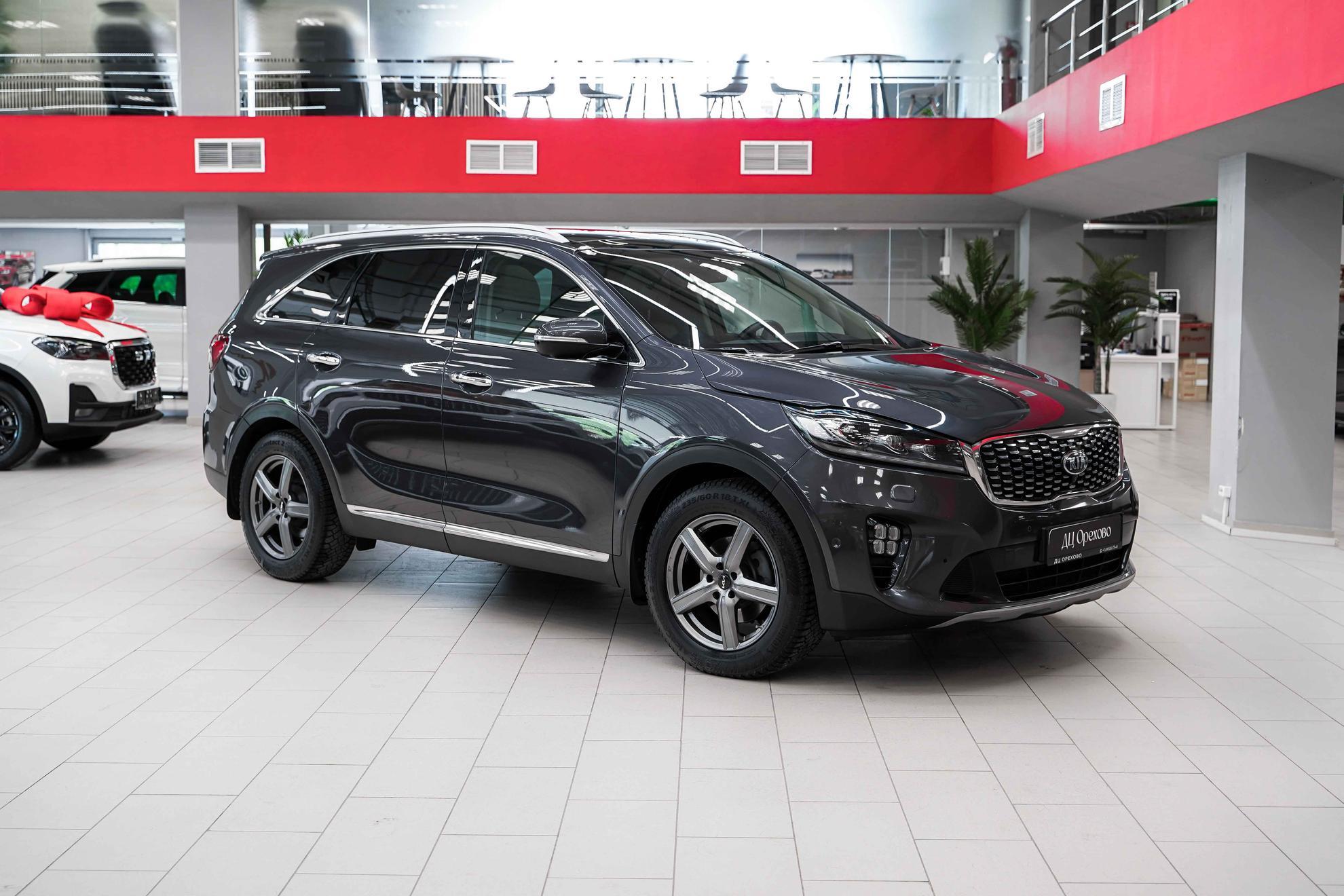 Kia Sorento 2018, серый, ДЦ Орехово