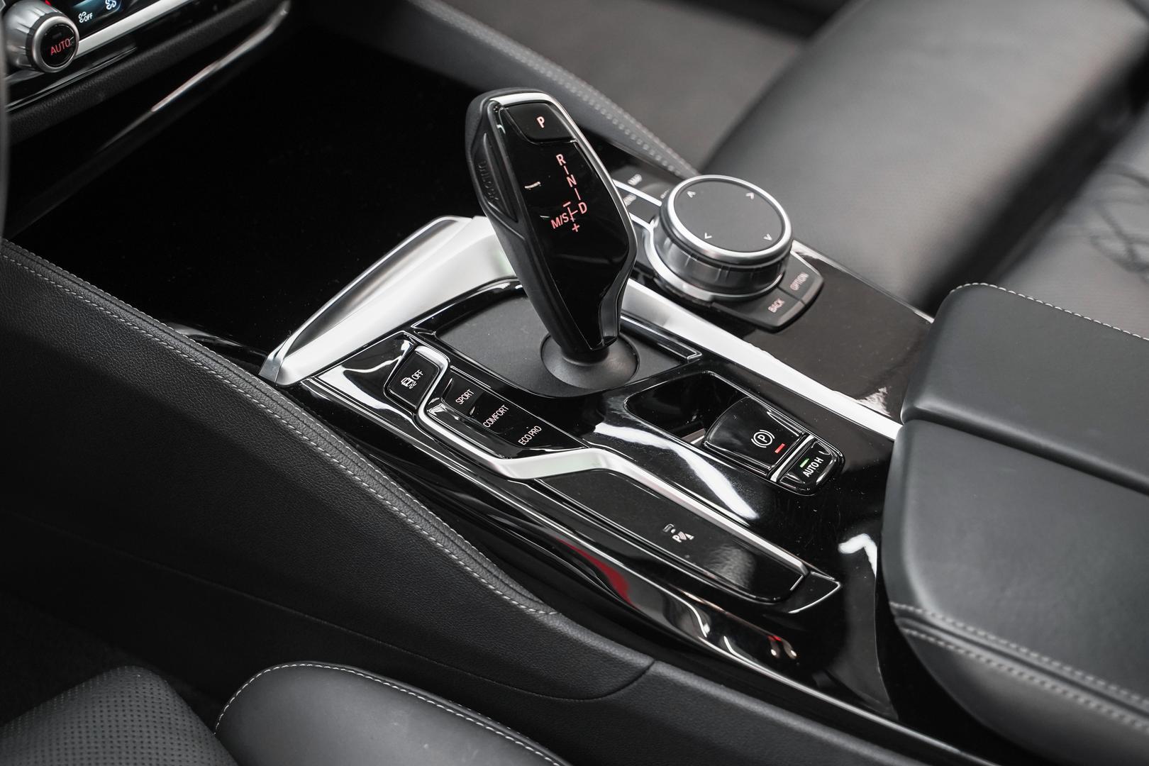 BMW 5 серии 2020, белый, ДЦ Орехово